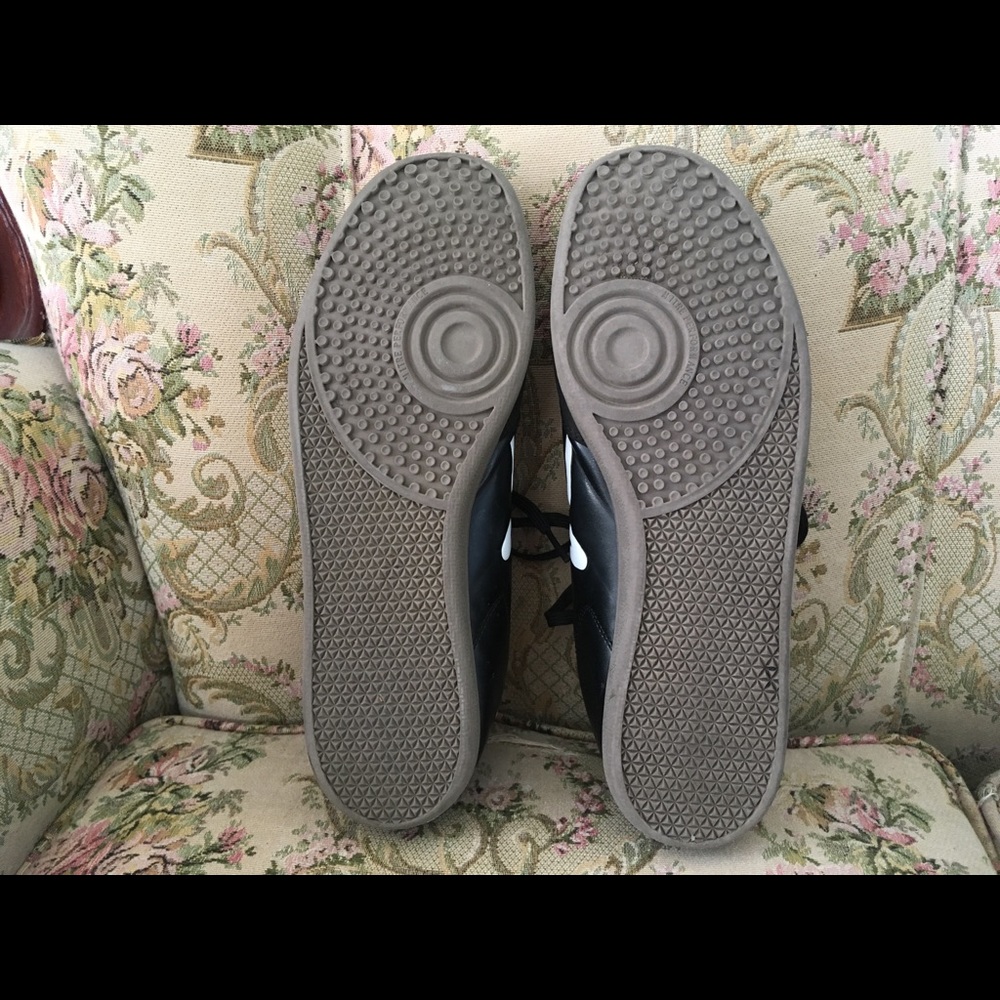 Mitre Athletic Shoes - Picture 5 of 7